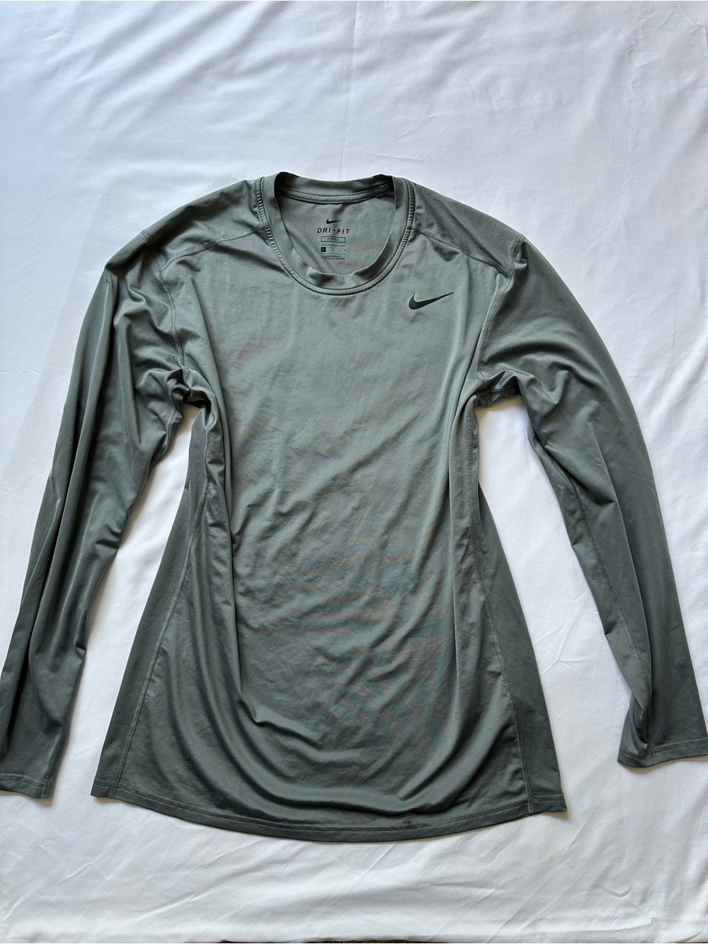Nike Men’s Long Sleeve Dri-FIT Grey Shirt